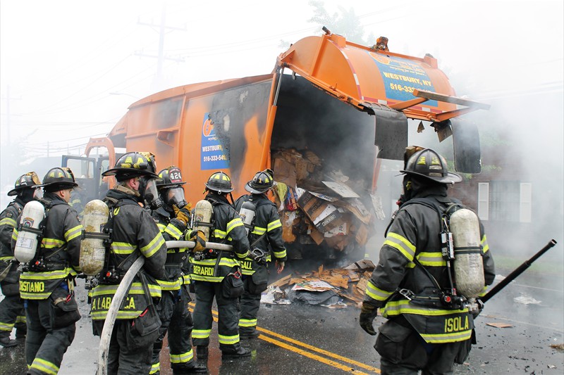 LFD garbage6c 060118