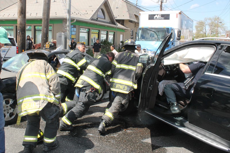 LFD Merrick Road pin 7 051519