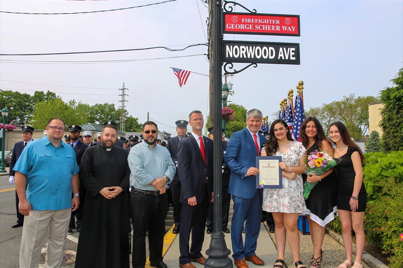 Scheer Street Dedication 9a