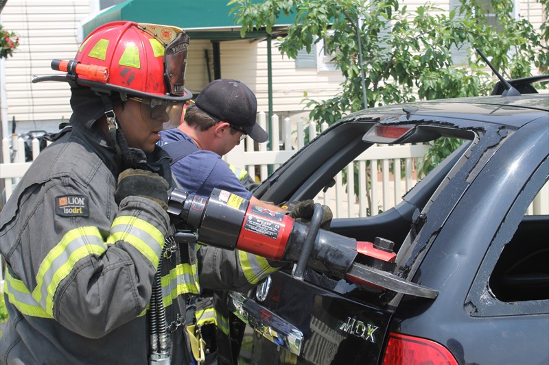 LFD training cars 9m 060219