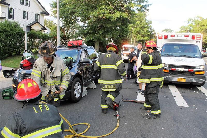 LFD accident peninsula 5 080417 (2)
