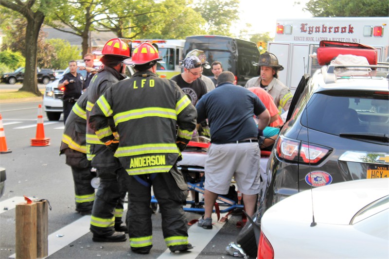 LFD accident peninsula 9b 080417
