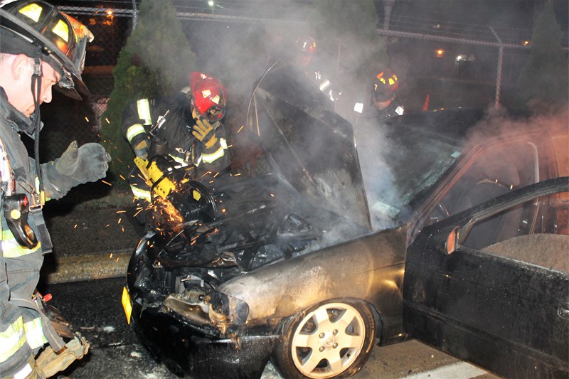 LFD Merrick car 9f 081517