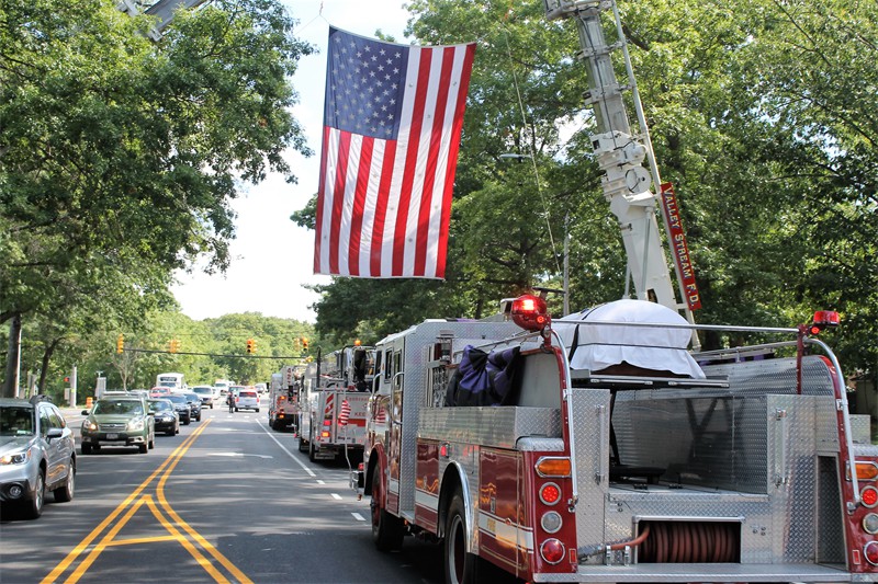 mcd99c 083016 under flag1