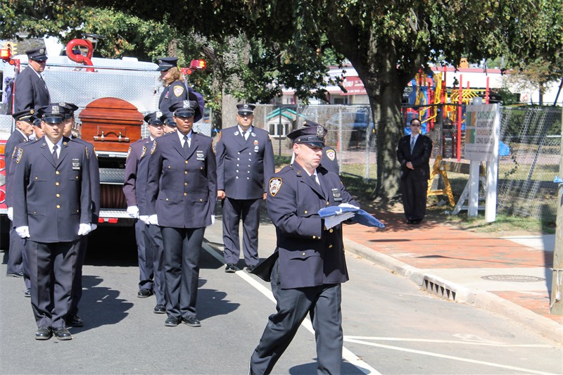 mcd9x 083016 flag walk