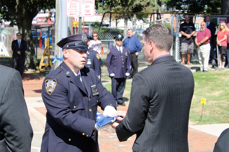 mcd9y 083016 flag presented