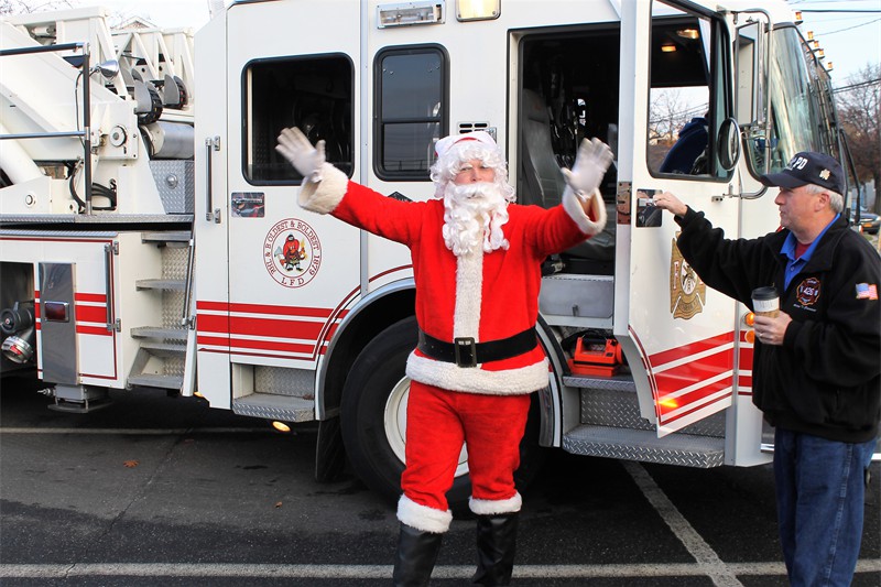 LFD Santa 4 112616
