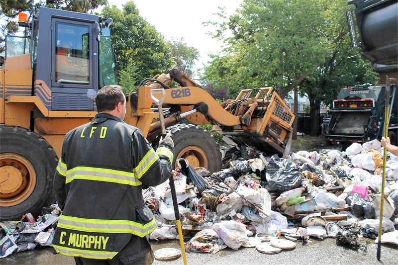 LFD DPW fire9c 083016