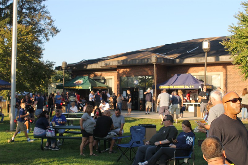 LFD concert 2019 1b outside