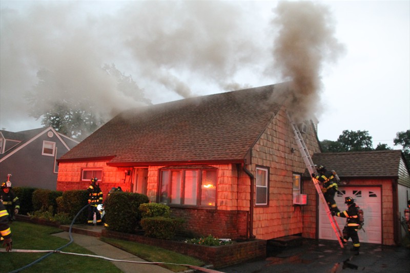 Truck at Malv 2 07222