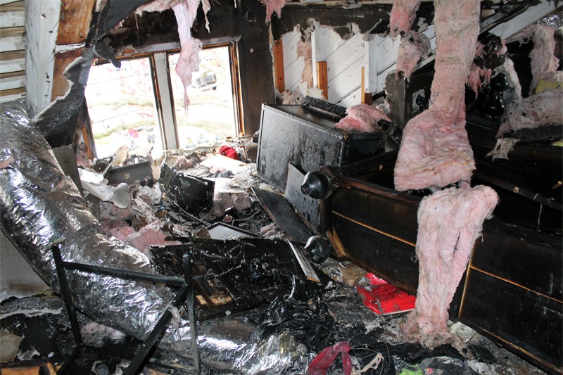 vsfd emerson 9j 112016 attic4